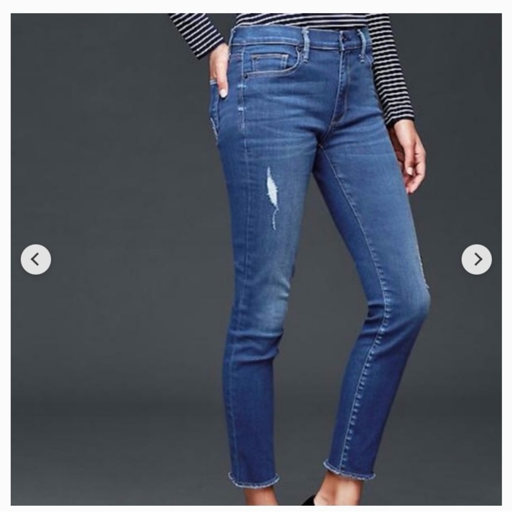 GAP Women's Medium Blue Cropped Slim Jeans with Distress size 31